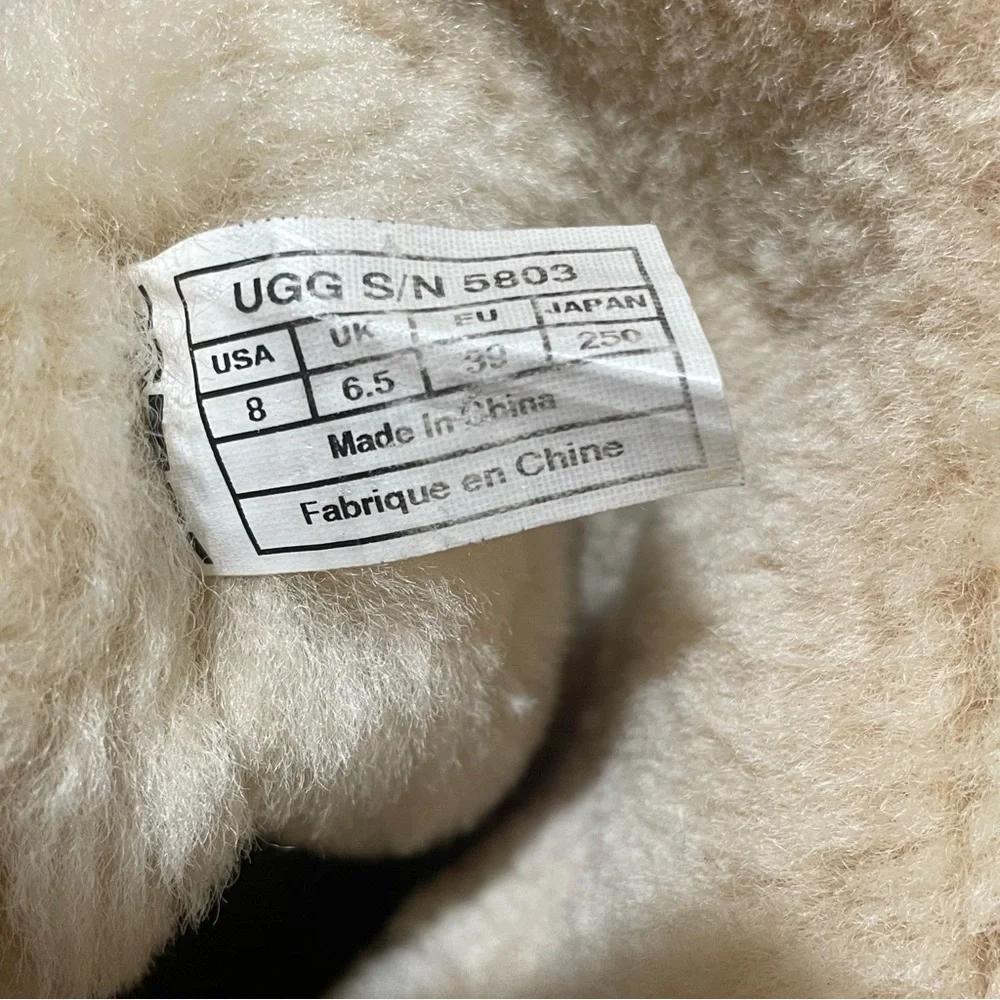 UGG short womens